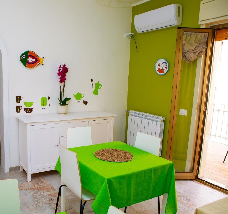 Mokarta B&B คาตาเนีย ภายนอก รูปภาพ