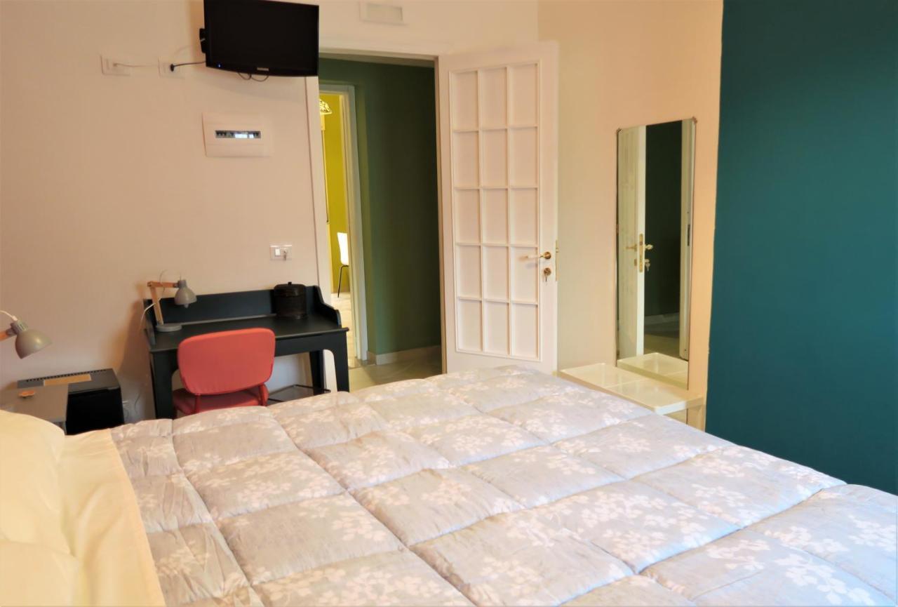 Mokarta B&B คาตาเนีย ภายนอก รูปภาพ